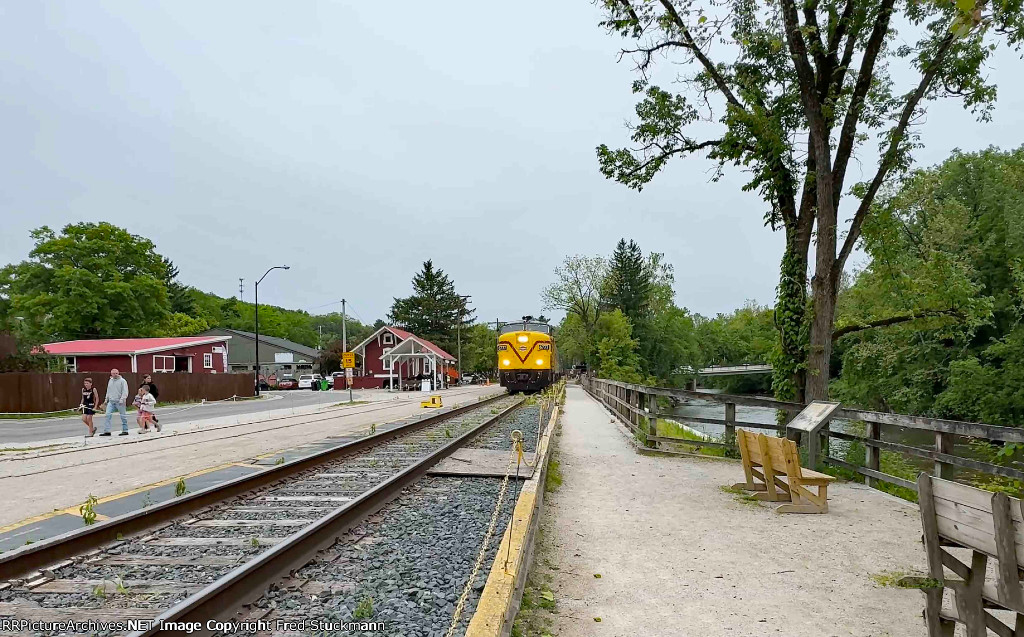 CVSR 6777 passes the depot with northbound passengers.